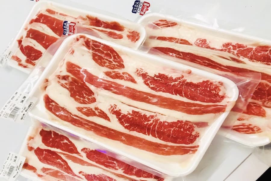 Đóng gói cẩn thận trong hộp hoặc túi nilon để bảo quản thịt được tốt nhất!