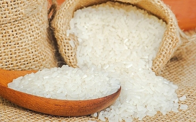 Đặt mua gạo tấm tại các cơ sở, đại lý trung gian trên toàn quốc
