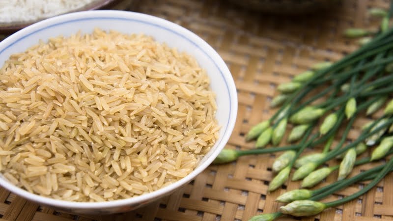 So sánh giá của gạo mầm với các loại gạo khác trên thị trường?